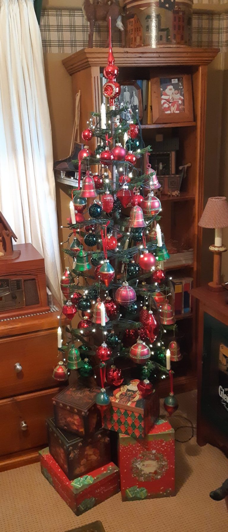 Exploring Christmas Traditions Rick Rutherford's Country